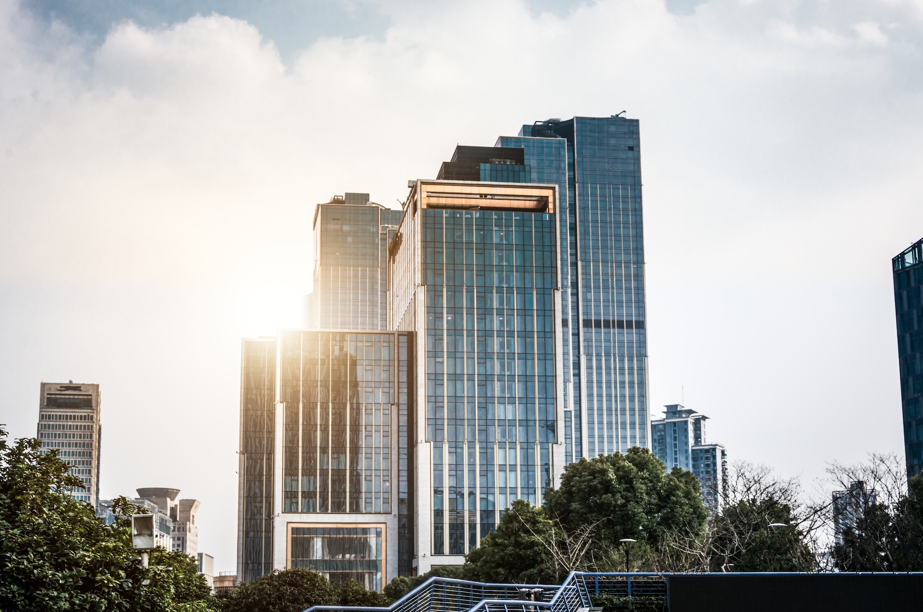 Kat Malikinin Kat İrtifakı Sahibinin Hakları Hakkında Genel Bilgiler